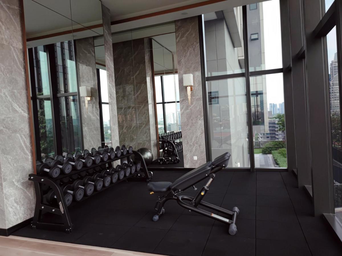 Pavillion Embassy Service Apartment By Autumn Suites Premium Stay Kuala Lumpur Exteriör bild