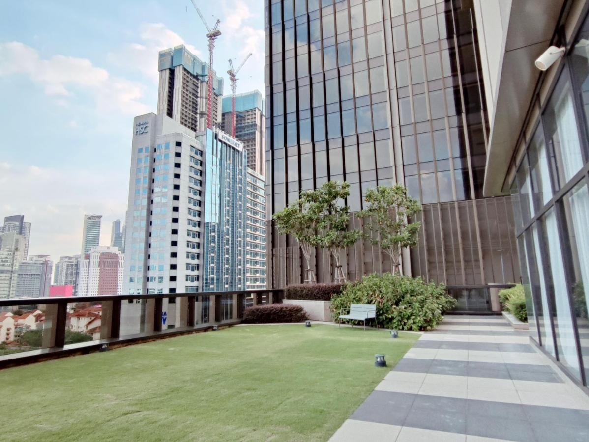 Pavillion Embassy Service Apartment By Autumn Suites Premium Stay Kuala Lumpur Exteriör bild