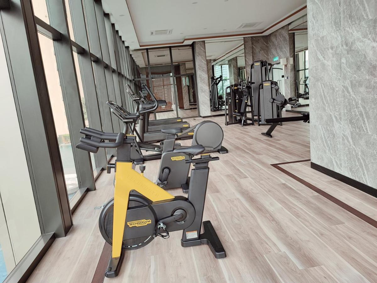 Pavillion Embassy Service Apartment By Autumn Suites Premium Stay Kuala Lumpur Exteriör bild