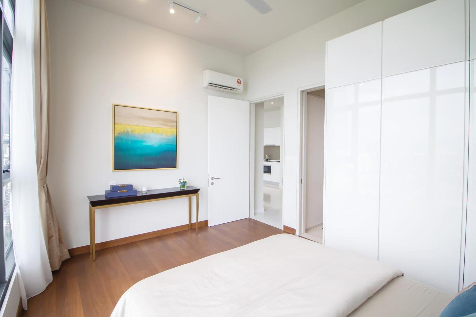 Pavillion Embassy Service Apartment By Autumn Suites Premium Stay Kuala Lumpur Exteriör bild