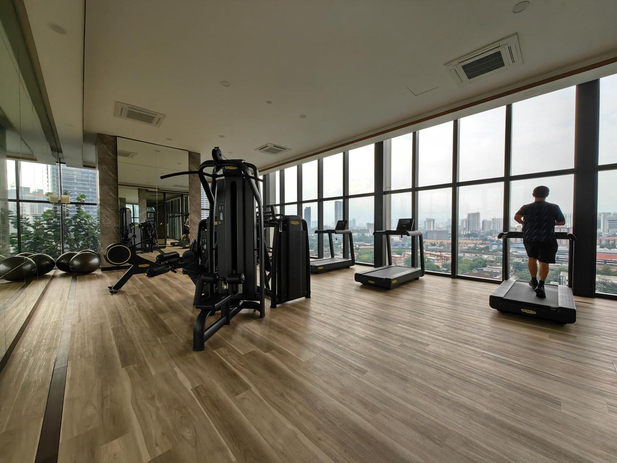 Pavillion Embassy Service Apartment By Autumn Suites Premium Stay Kuala Lumpur Exteriör bild